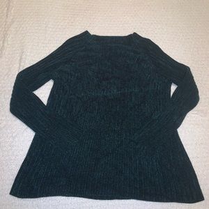 Jones New York Sport Green Sweater Size Medium Like New